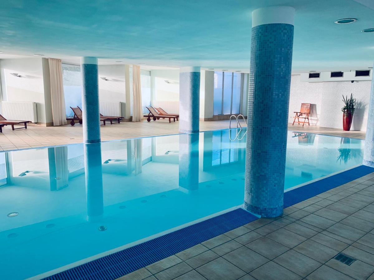 City View Wellness Apartment Swim&Steam&Relax Krakow Bagian luar foto